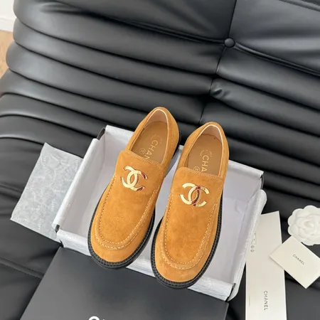 シャネル ビジネスシューズ