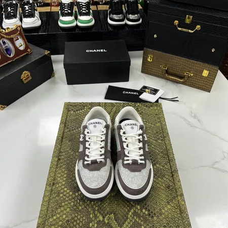 シャネル カジュアルシューズ