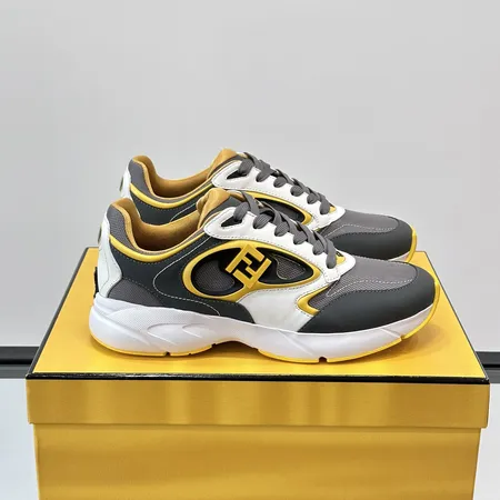 フェンディ スニーカー