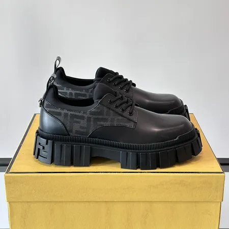 フェンディ ビジネスシューズ