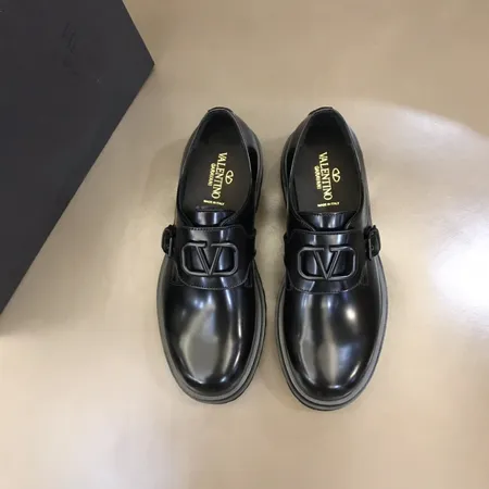 ヴァレンティノ ビジネスシューズ