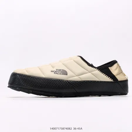 ノースフェイス カジュアルシューズ