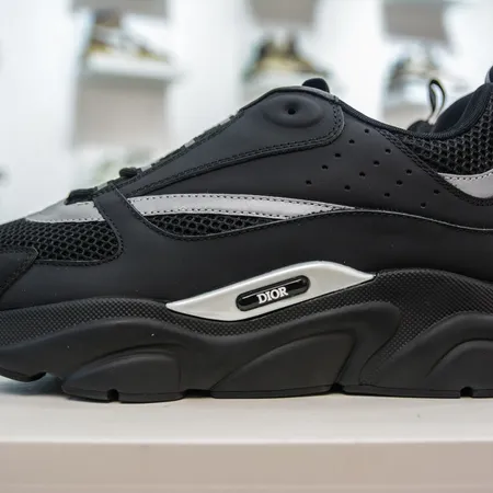 ディオール スニーカー