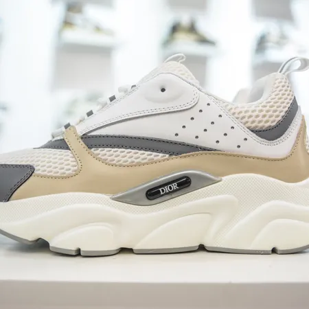 ディオール スニーカー