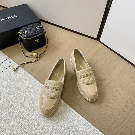 シャネル ビジネスシューズ