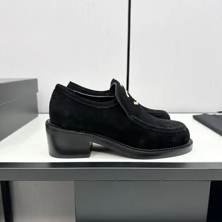 シャネル ビジネスシューズ