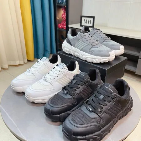 アルマーニ スニーカー