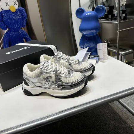 シャネル スニーカー