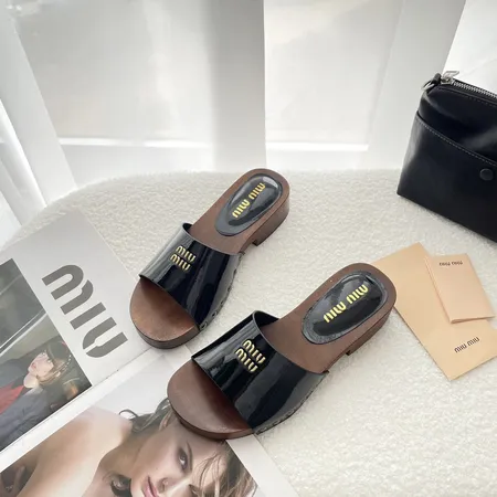 ミュウミュウ スリッパ