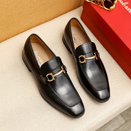 フェラガモ ビジネスシューズ