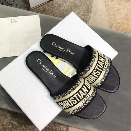 ディオール スリッパ