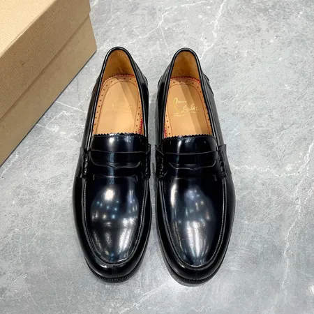 クリスチャン・ルブタン ビジネスシューズ