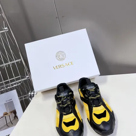 ヴェルサーチ カジュアルシューズ