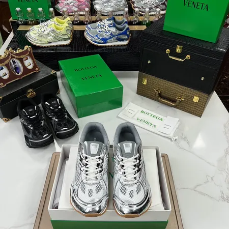 ボッテガ ヴェネタ スニーカー