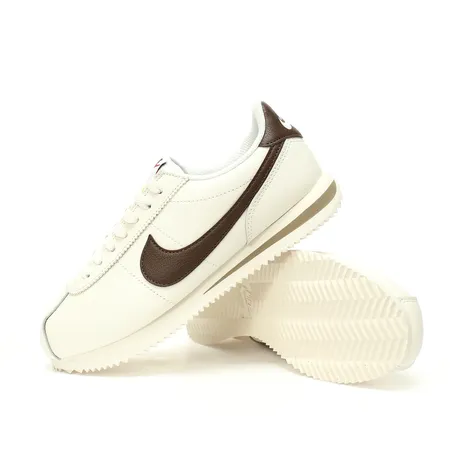 ナイキ カジュアルシューズ