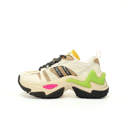 アディダス スニーカー