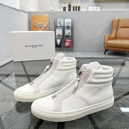 ジバンシィ カジュアルシューズ