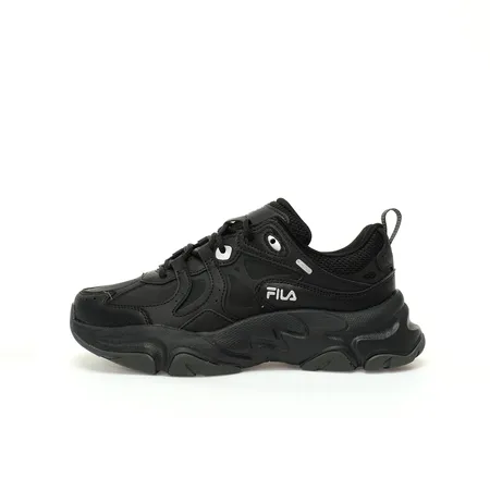 フィラ スニーカー
