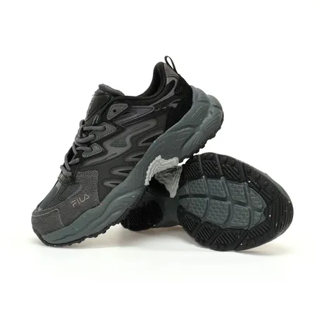 フィラ スニーカー