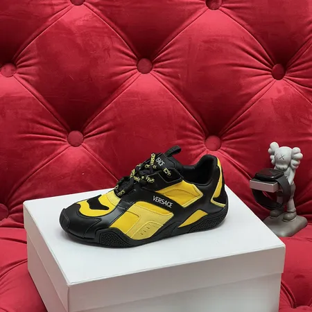 ヴェルサーチ カジュアルシューズ