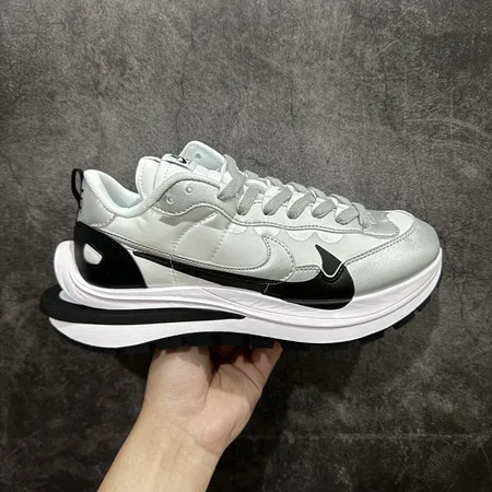 ナイキ スニーカー