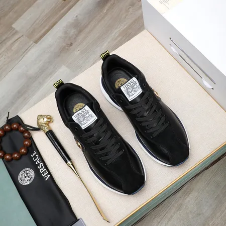 ヴェルサーチ カジュアルシューズ