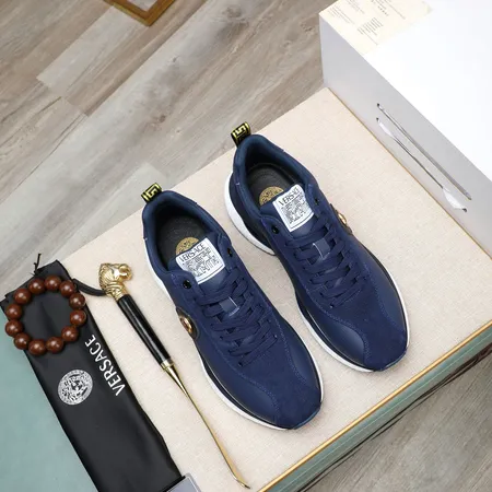 ヴェルサーチ カジュアルシューズ