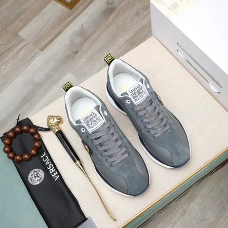 ヴェルサーチ カジュアルシューズ
