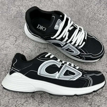 ディオール スニーカー
