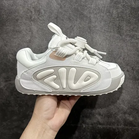 フィラ カジュアルシューズ