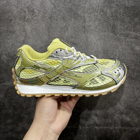 ボッテガ ヴェネタ スニーカー