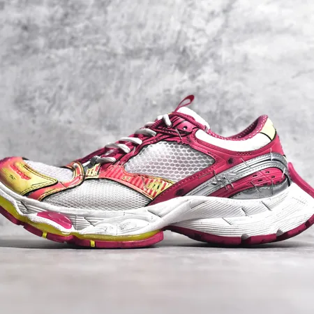 バレンシアガ スニーカー