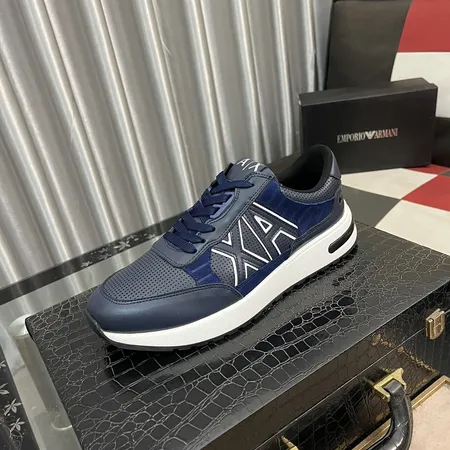 アルマーニ スニーカー
