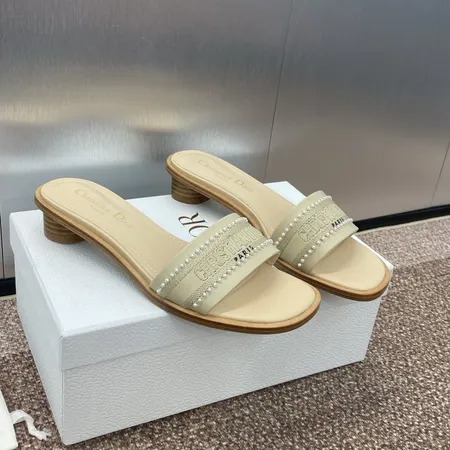 ディオール スリッパ