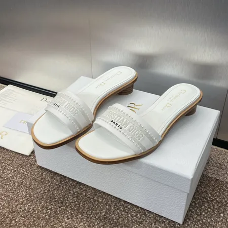 ディオール スリッパ