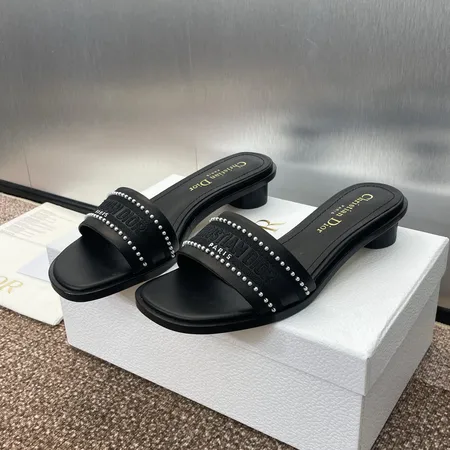 ディオール スリッパ