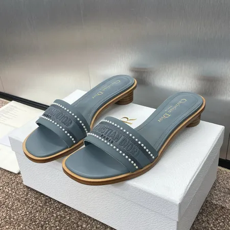 ディオール スリッパ