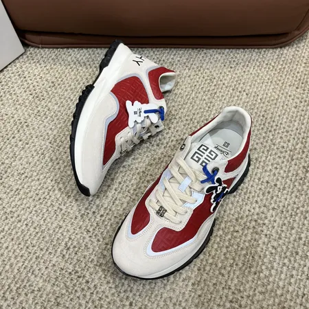 ジバンシィ スニーカー