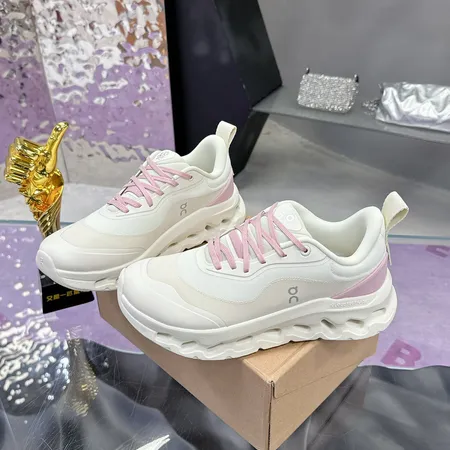 ロエベ スニーカー