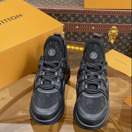 ルイヴィトン スニーカー