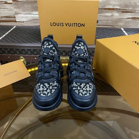 ルイヴィトン スニーカー