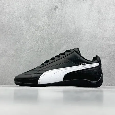 プーマ カジュアルシューズ