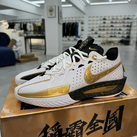 ナイキ スニーカー