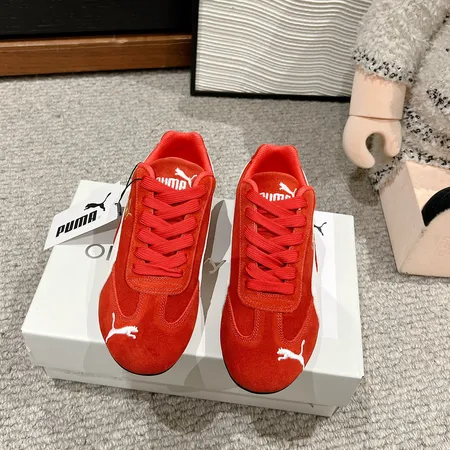 プーマ カジュアルシューズ