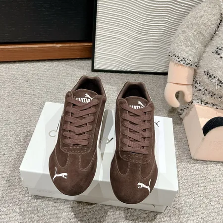 プーマ カジュアルシューズ