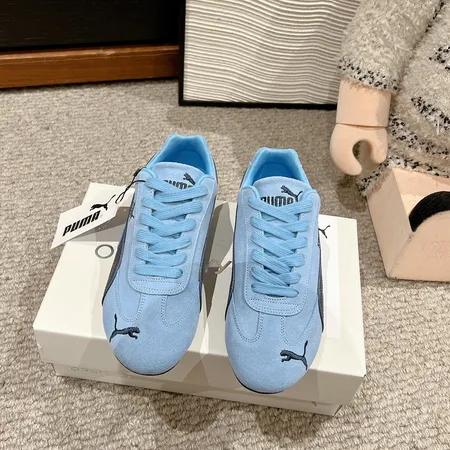 プーマ カジュアルシューズ