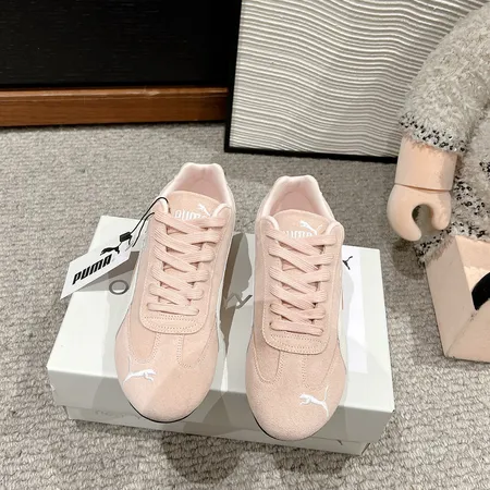 プーマ カジュアルシューズ