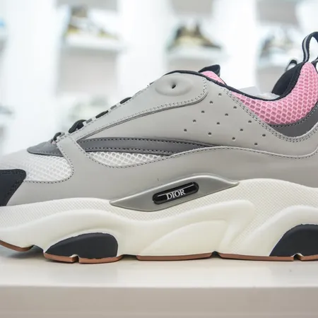 ディオール スニーカー