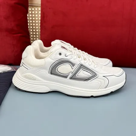 ディオール スニーカー