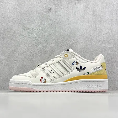 アディダス カジュアルシューズ